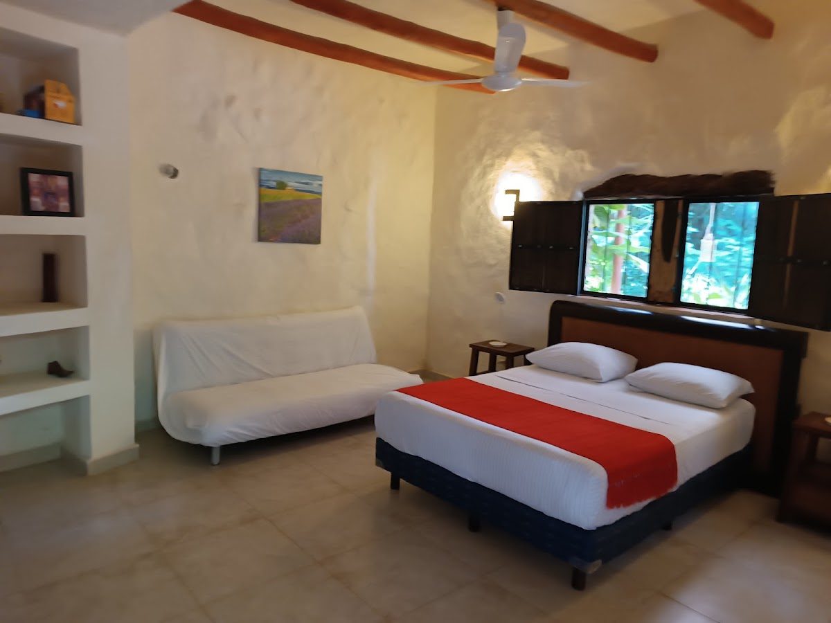 JUNGLE LODGE CANCUN photo 2