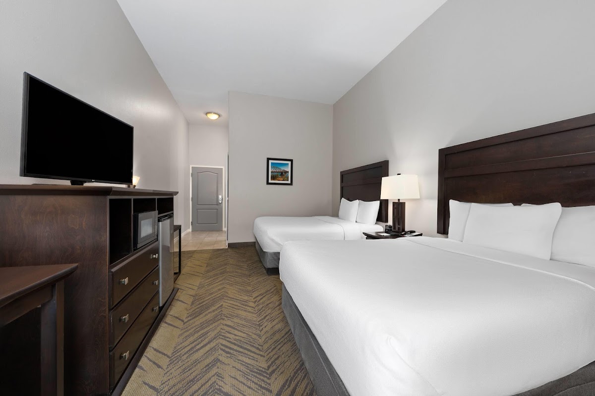 La Quinta Inn & Suites by Wyndham-Brookshire-West Katy photo 2