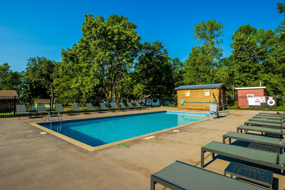 Red Door Resort photo 3