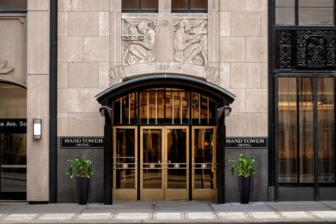 Rand Tower Hotel, Minneapolis, a Tribute Portfolio Hotel