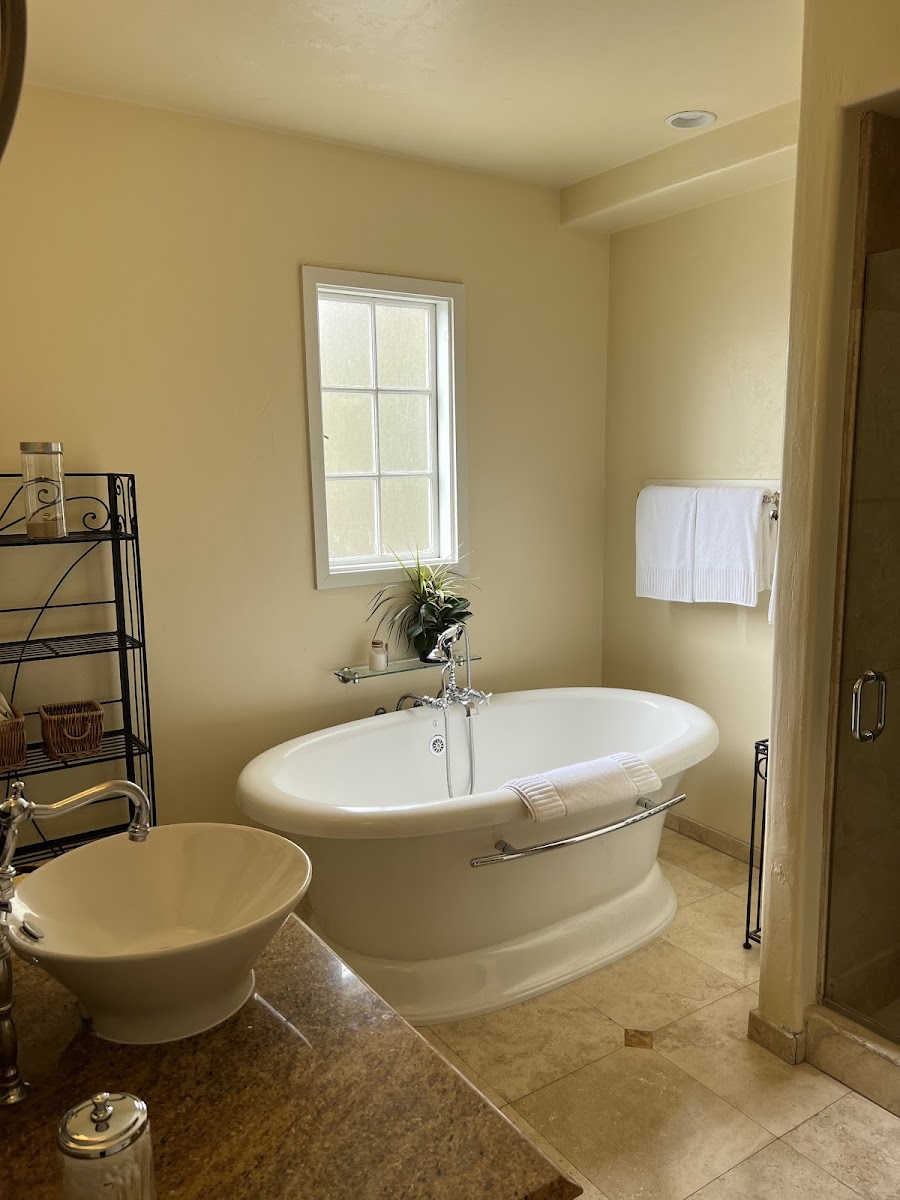 L'Auberge Carmel photo 2