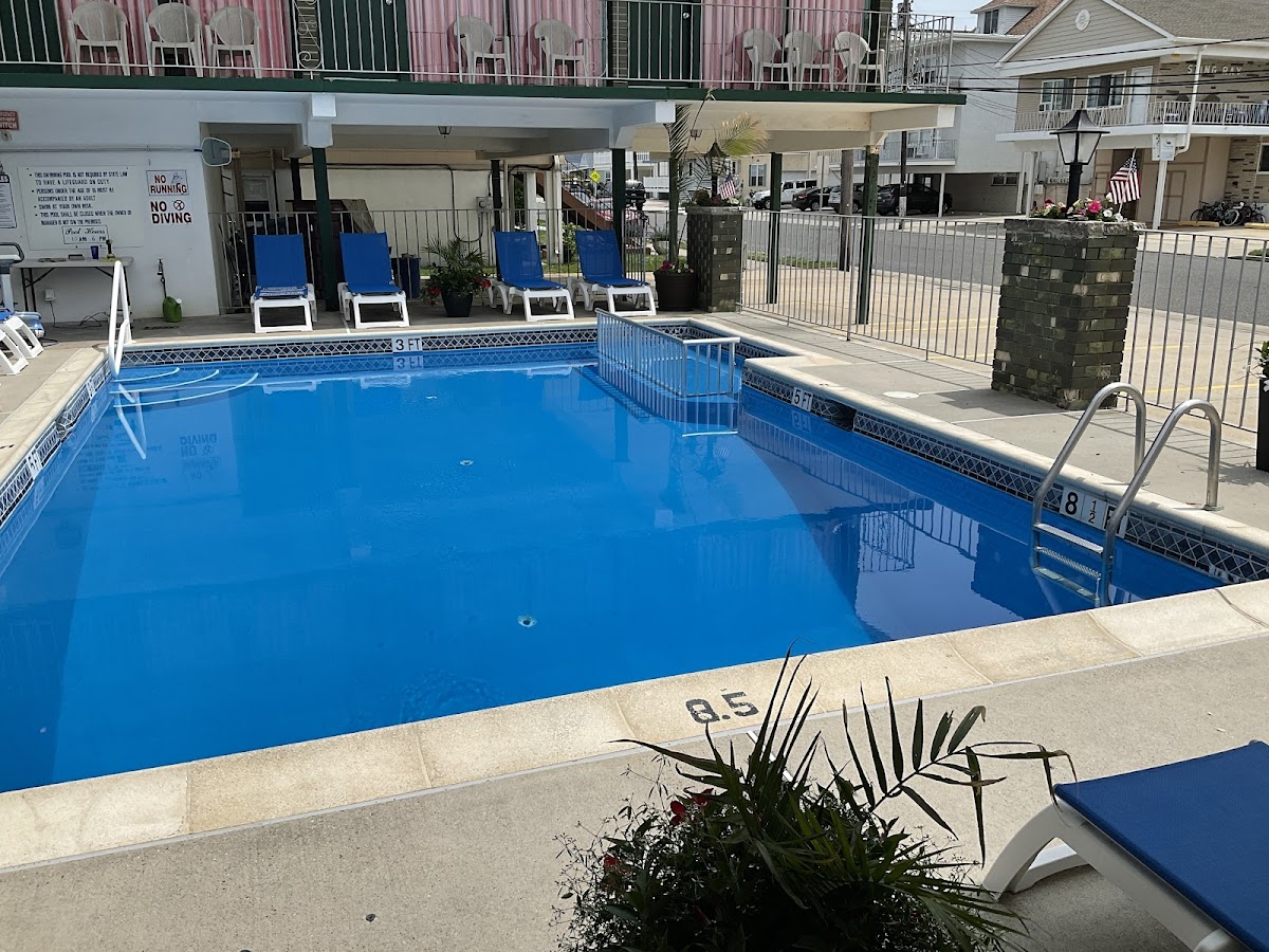 Grecian Gardens Motel photo 3