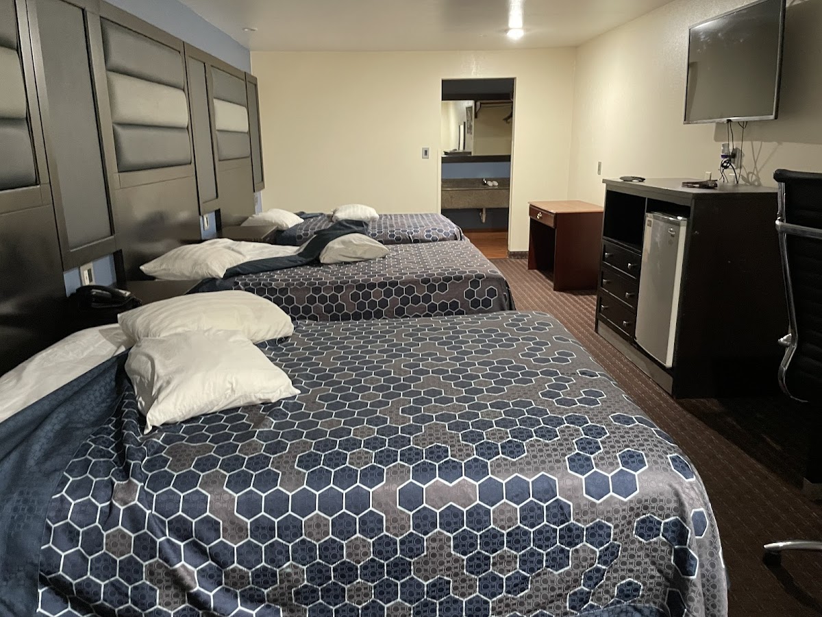 Theroff's Motel photo 2