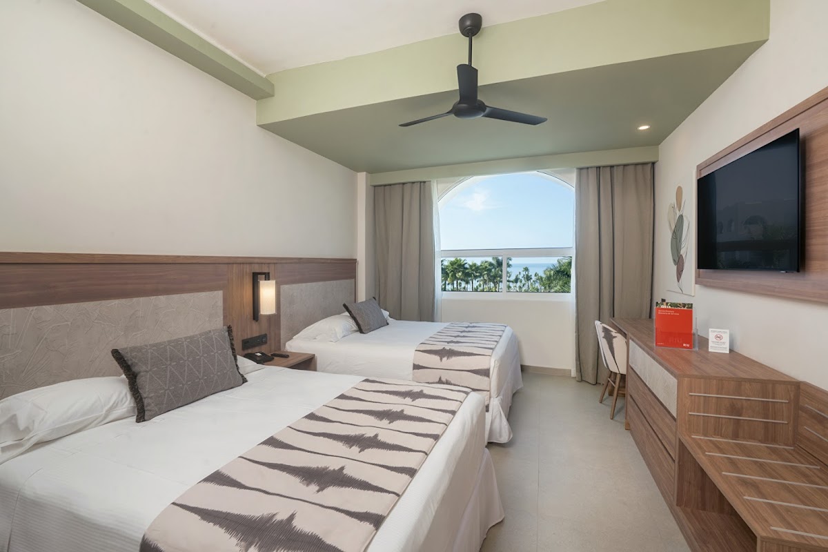 Hotel Riu Jalisco photo 3