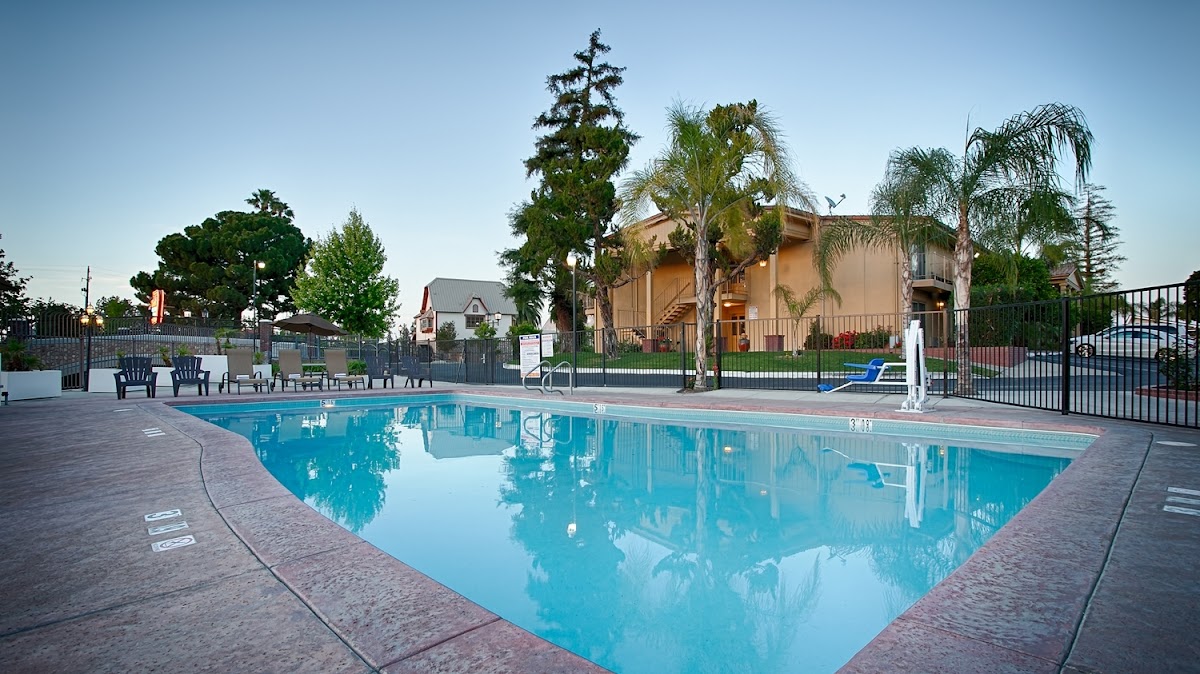 Best Western Plus Hill House photo 3