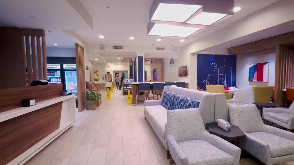 Holiday Inn Express Bellingham by IHG photo 2
