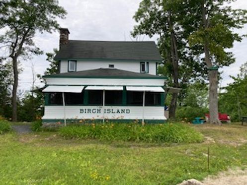 Tedford's Lakeside Lodge