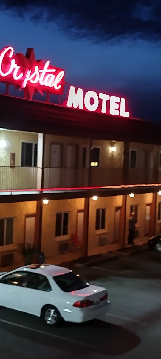 Crystal Motel - Red Bluff