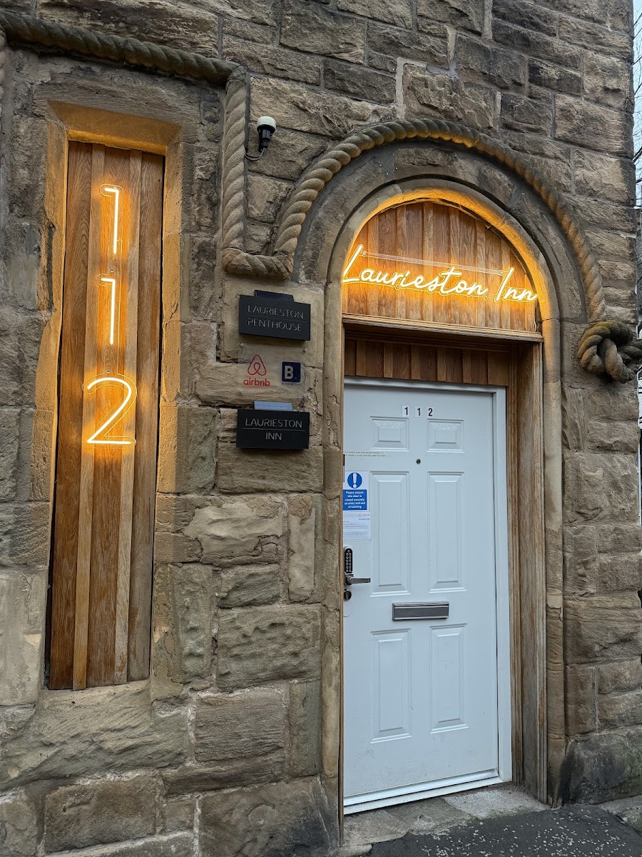 Laurieston Inn