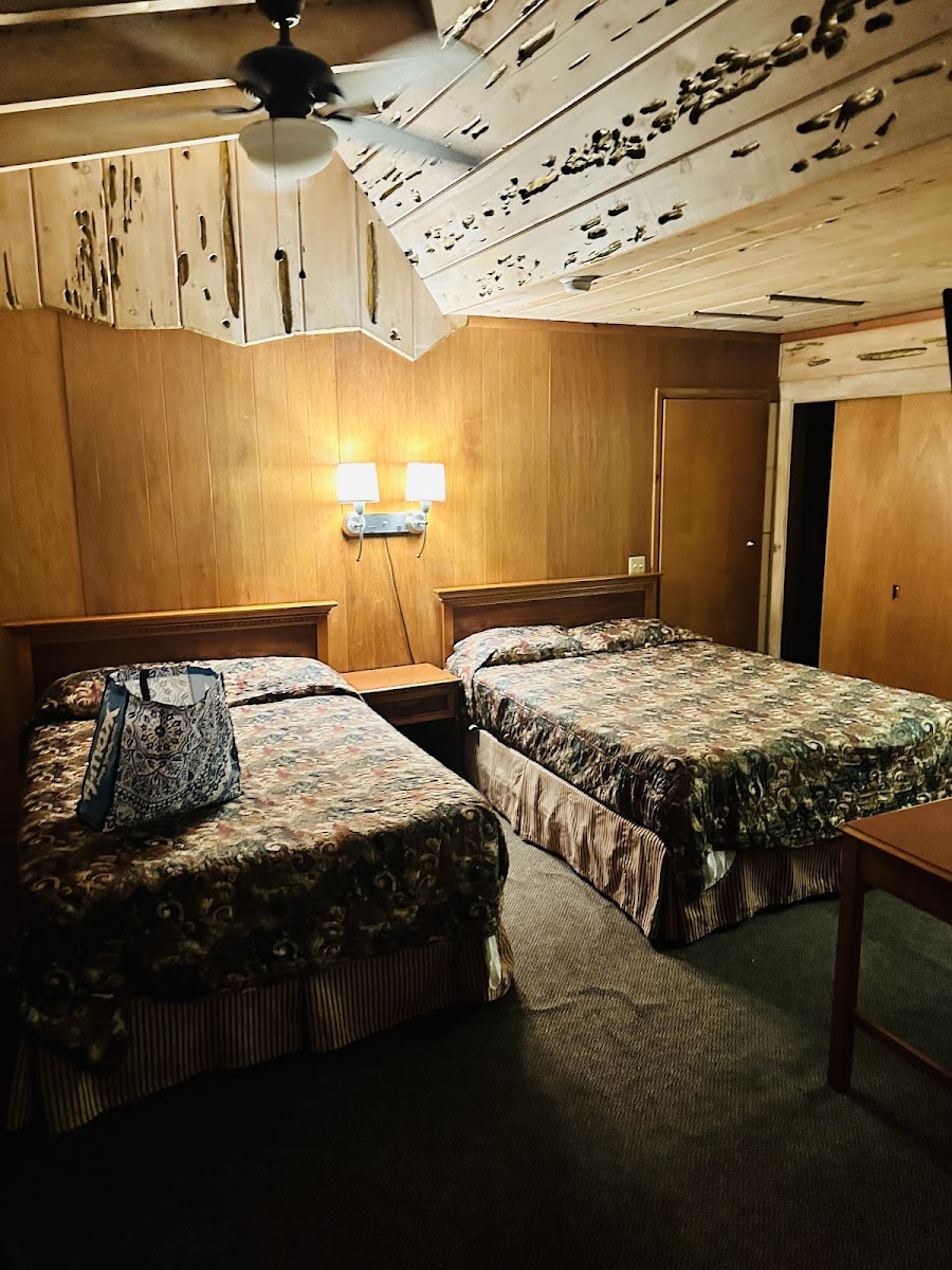 Bigfoot Motel photo 2