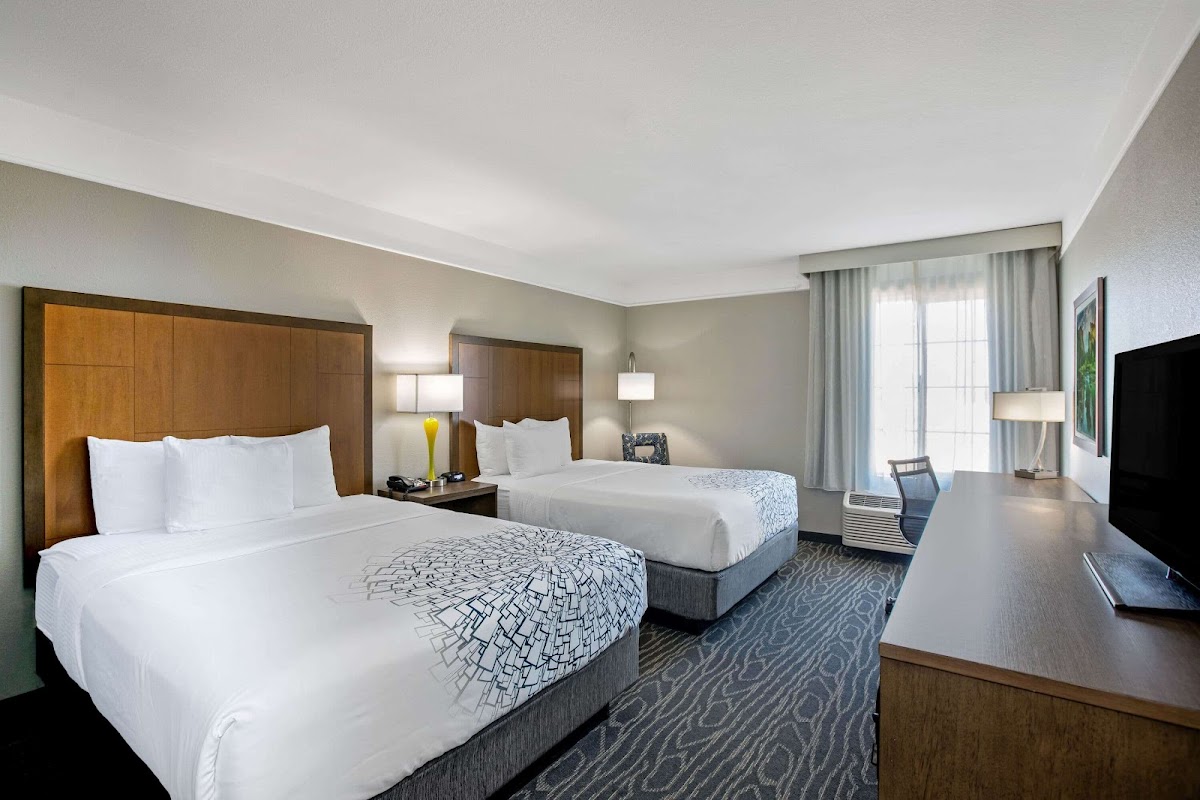 La Quinta Inn & Suites by Wyndham Manteca - Ripon photo 2