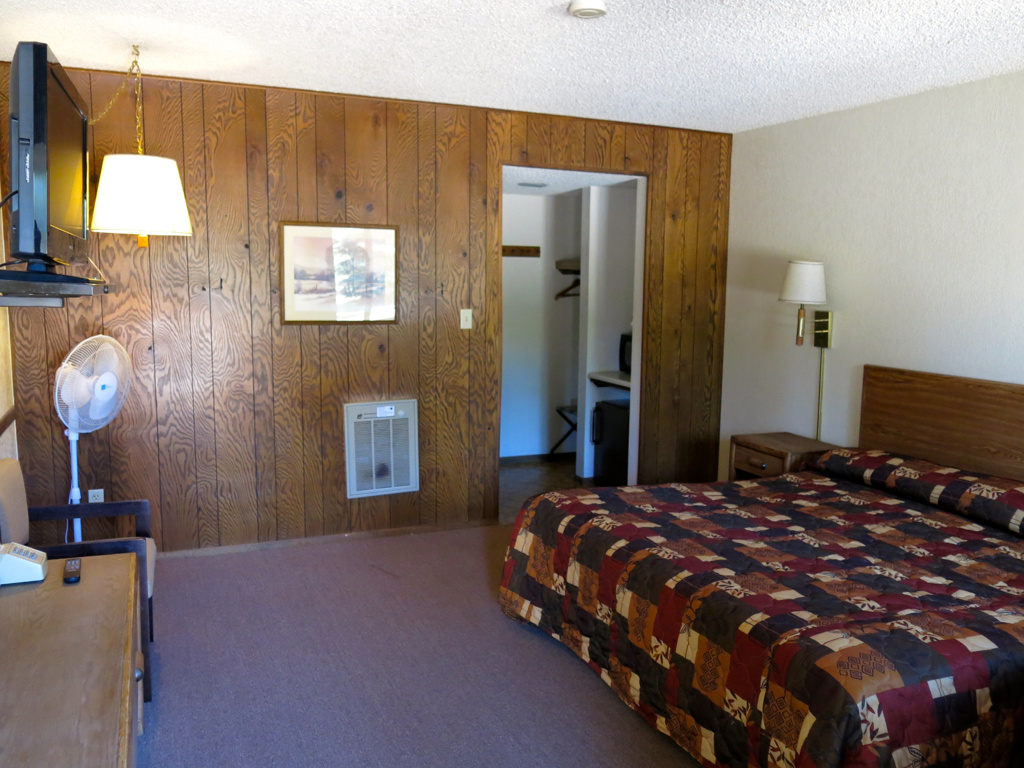 Forest Lakes Lodge photo 2