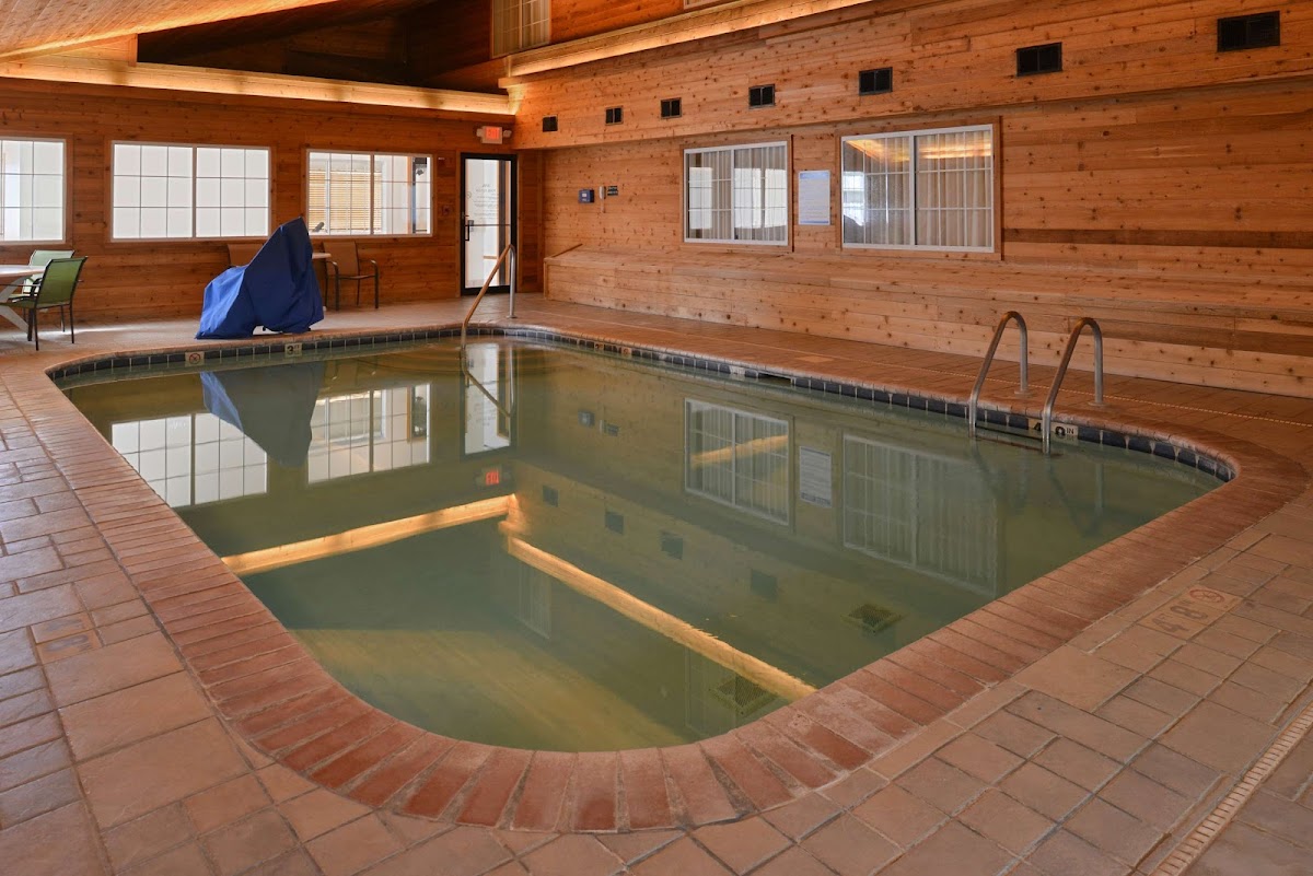 Americas Best Value Inn & Suites Atlantic photo 2