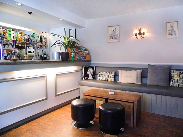Queens Head Bed & Breakfast photo 2