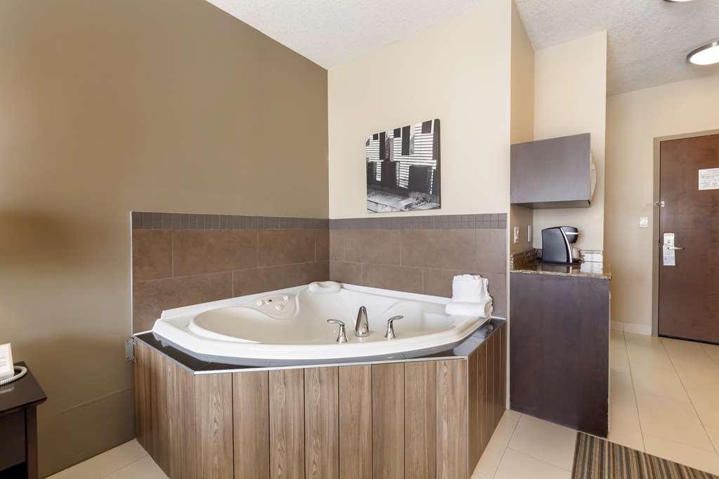 Best Western Plus Peace River Hotel & Suites photo 3
