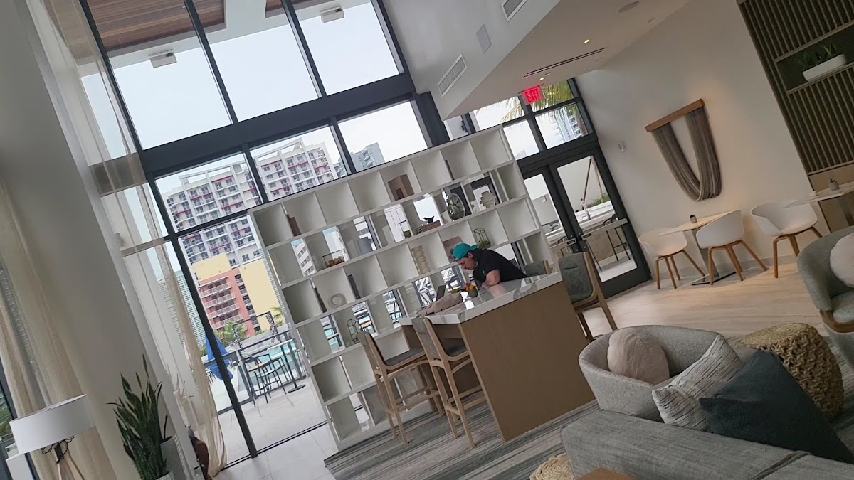 Element Miami Brickell photo 2