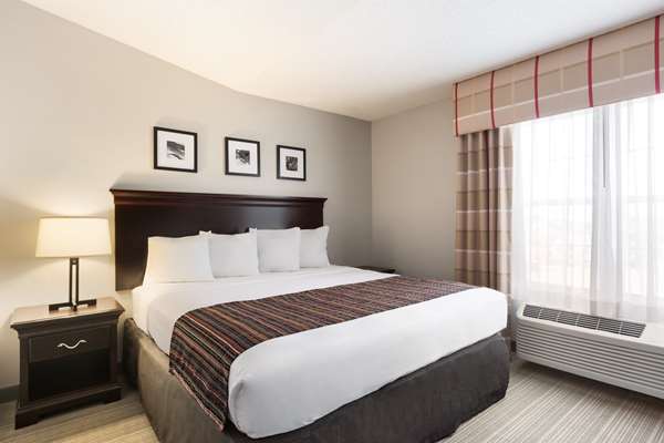 Country Inn & Suites by Radisson, Kearney, NE photo 3
