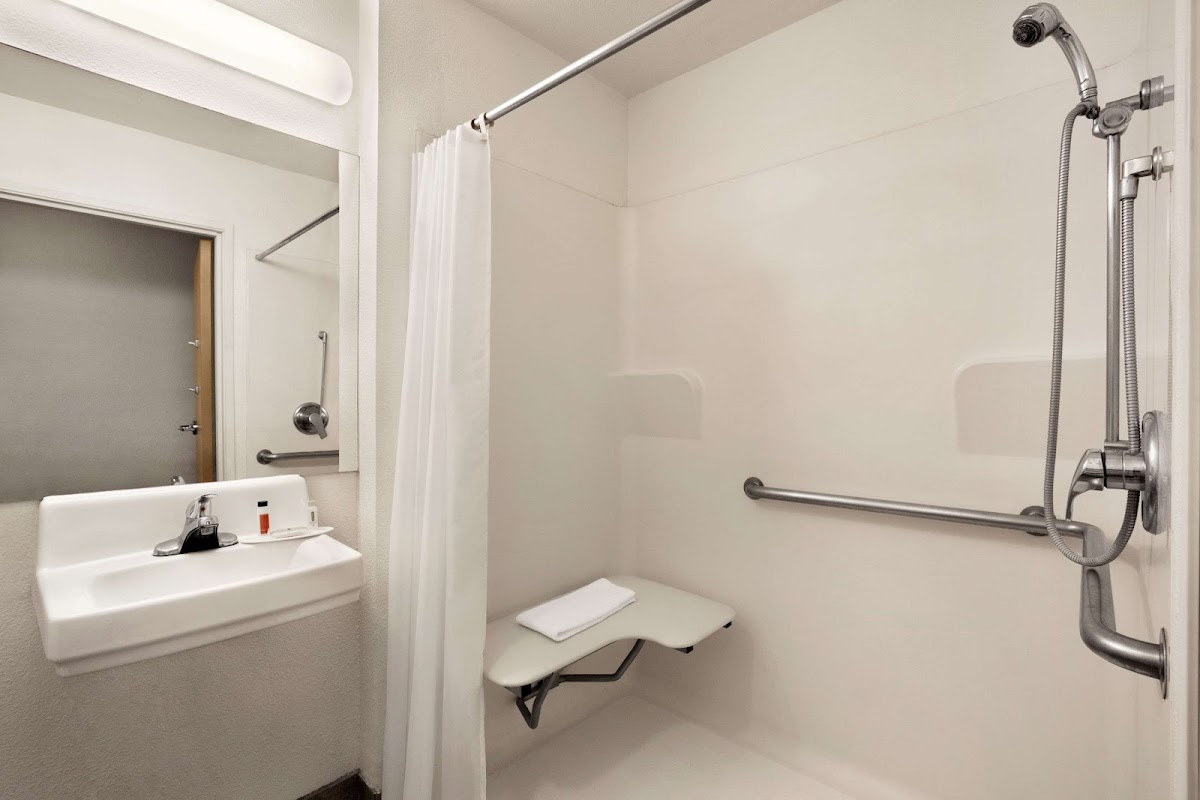 Travelodge by Wyndham Pecos photo 3