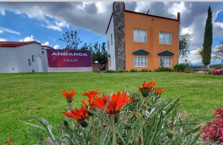 ANBAROA VILLAS photo 3