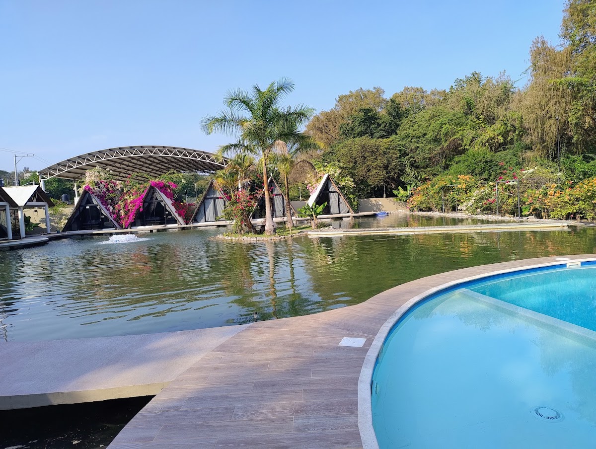 Rio Hotel & Glamping photo 3