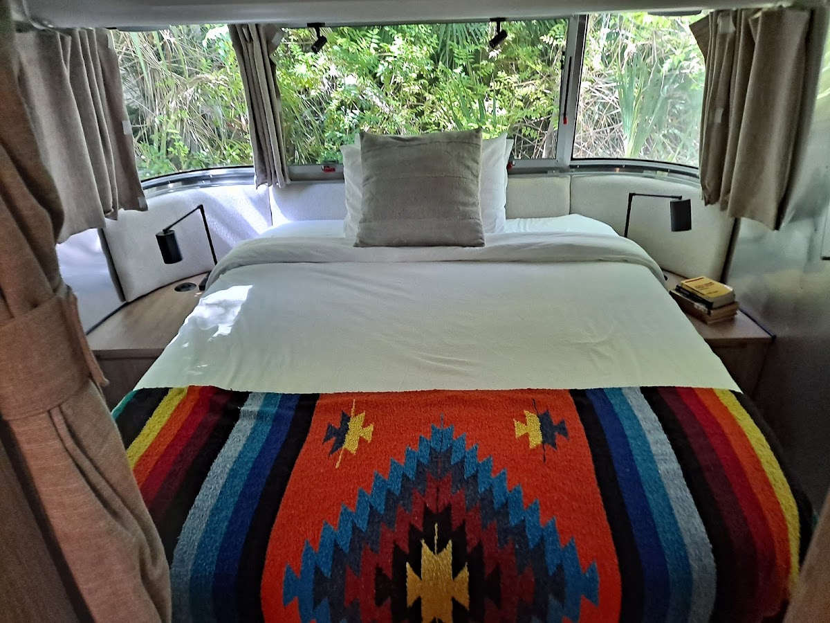 Caravan Outpost photo 3