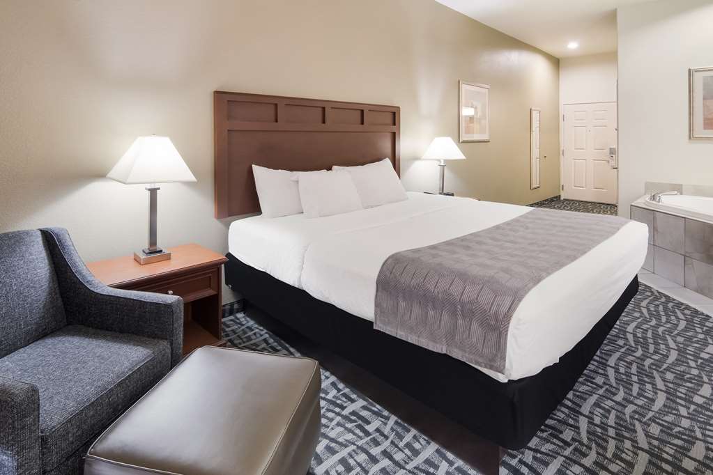 Best Western Comanche Inn photo 2