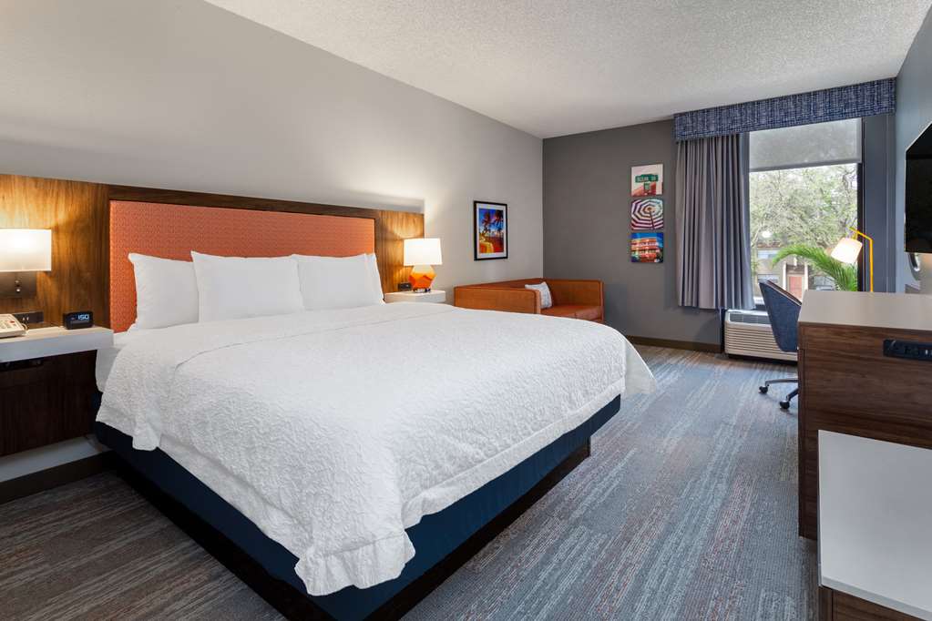 Hampton Inn Ft. Lauderdale-Commercial Blvd. photo 2