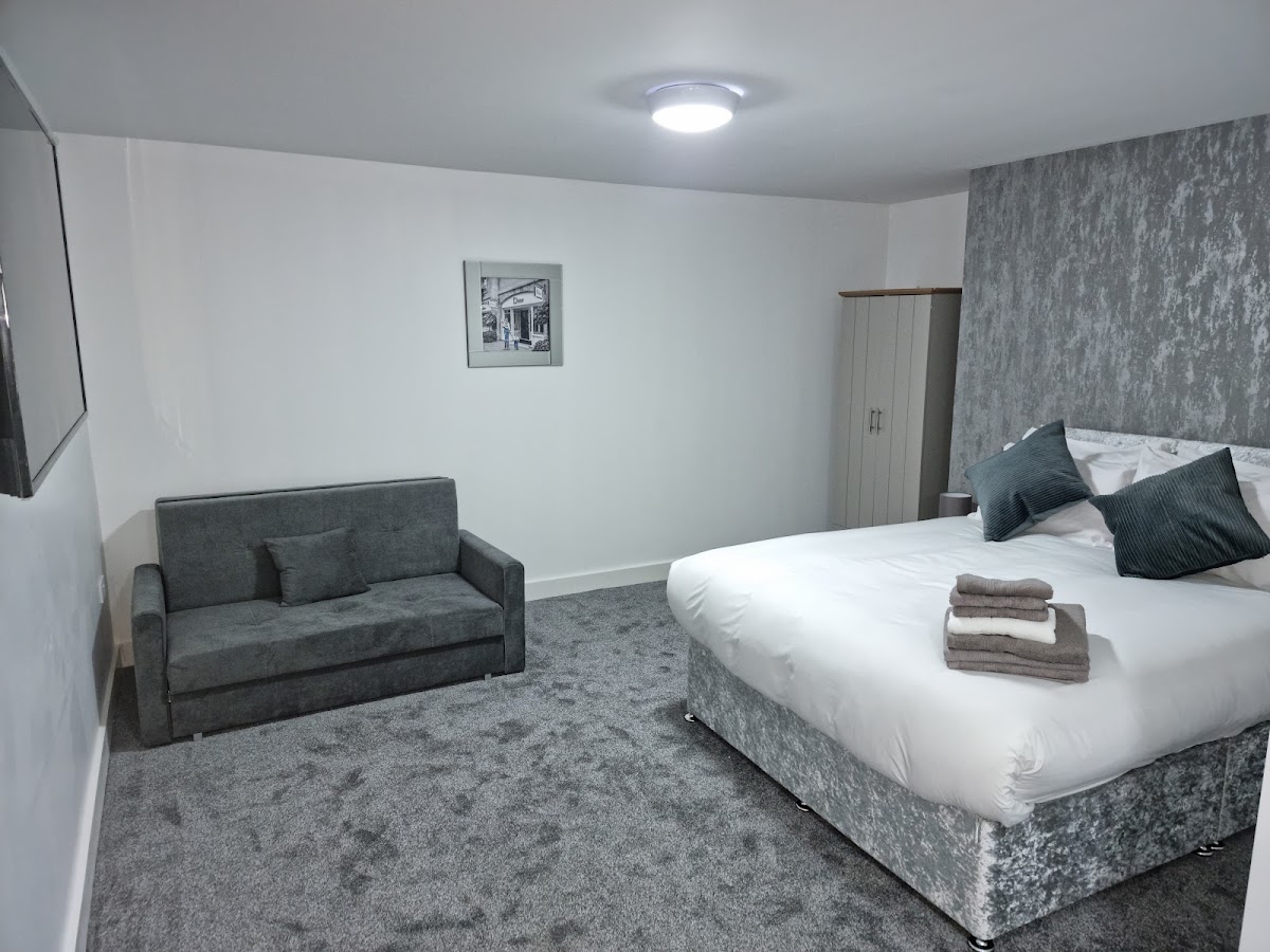 Frames Hotel photo 2