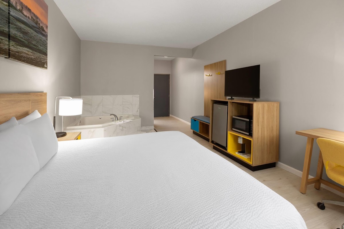 Days Inn & Suites by Wyndham Seaford photo 2