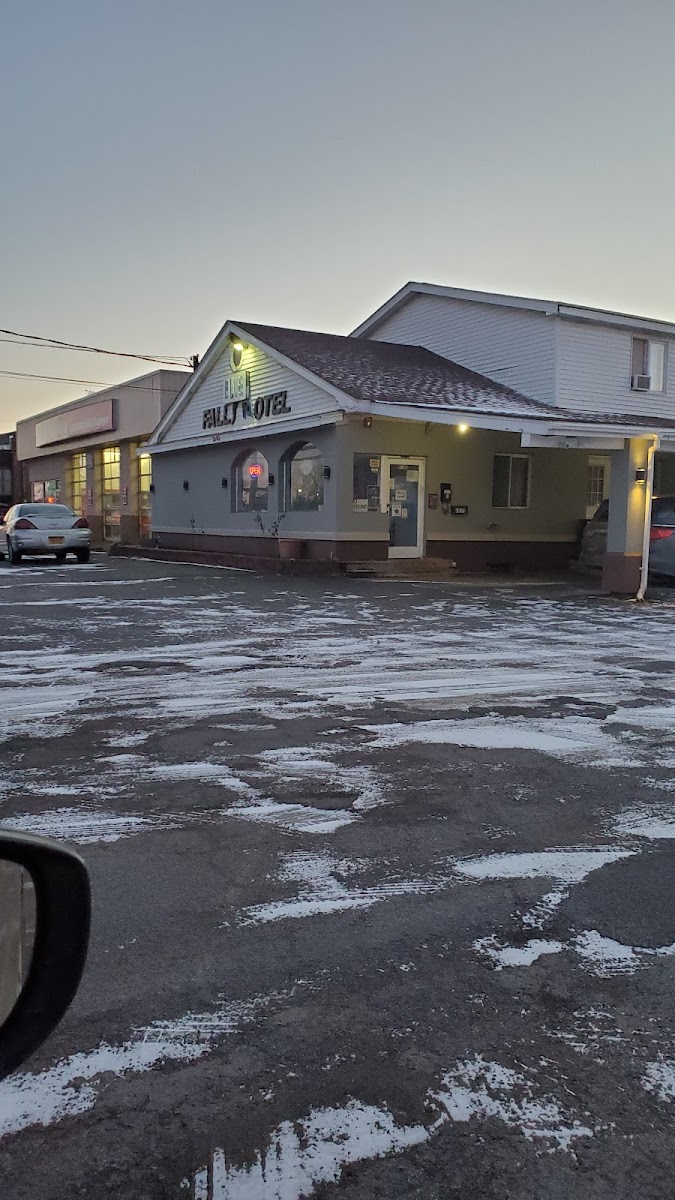 Blue Falls Motel