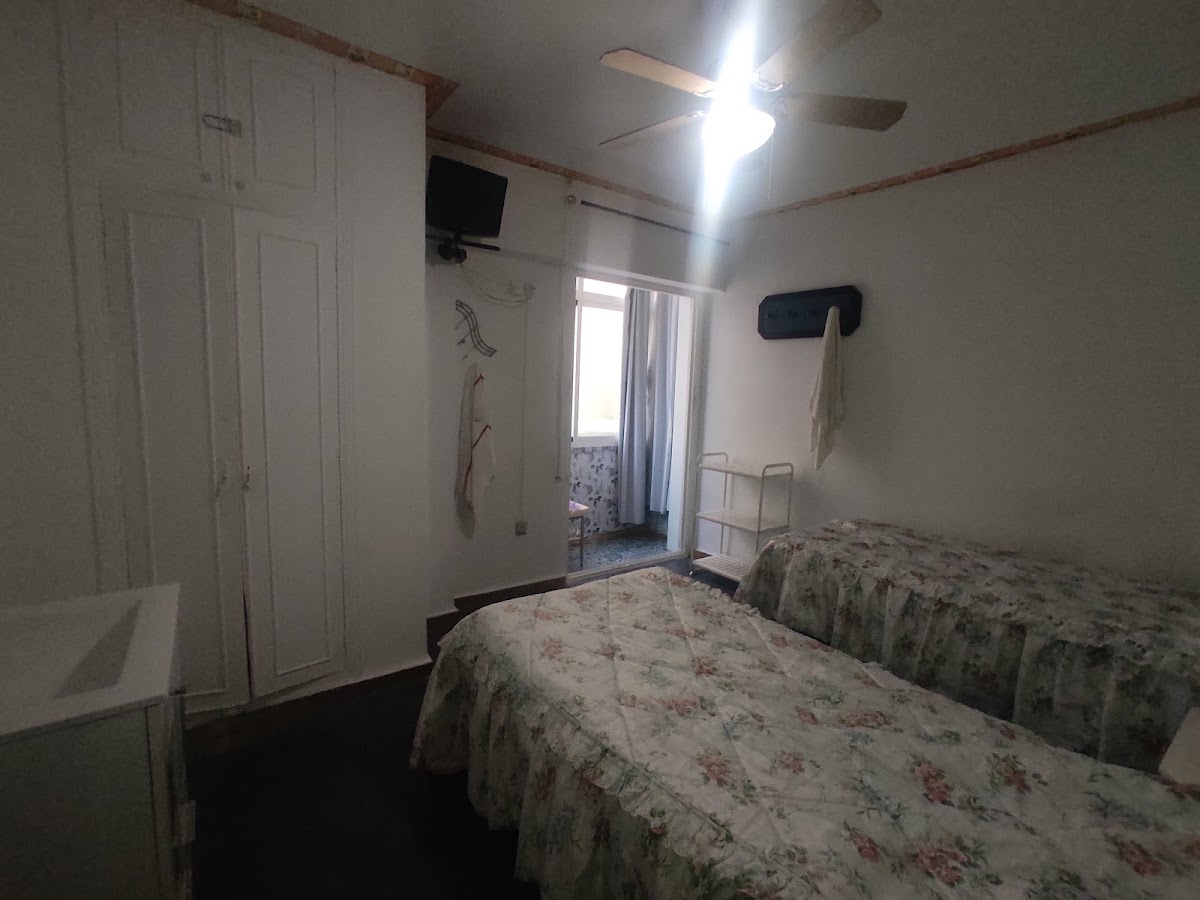 Room 9
