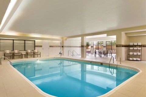 Courtyard by Marriott Bloomington Normal photo 3