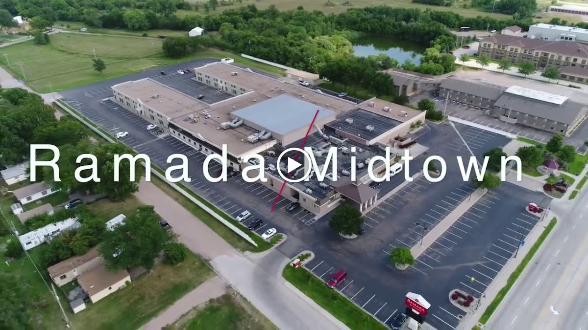 Ramada by Wyndham Midtown Grand Island photo 2