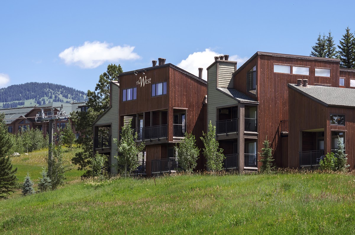 The West Condominiums by Mountain Resorts