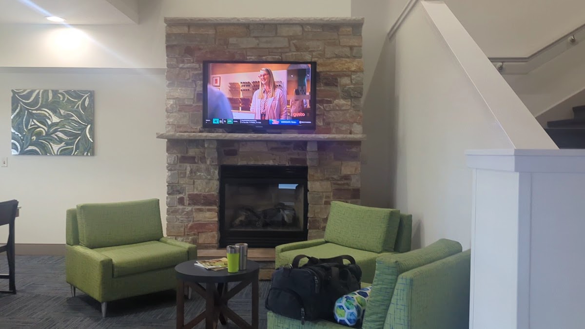 Holiday Inn Express & Suites Winona by IHG photo 2