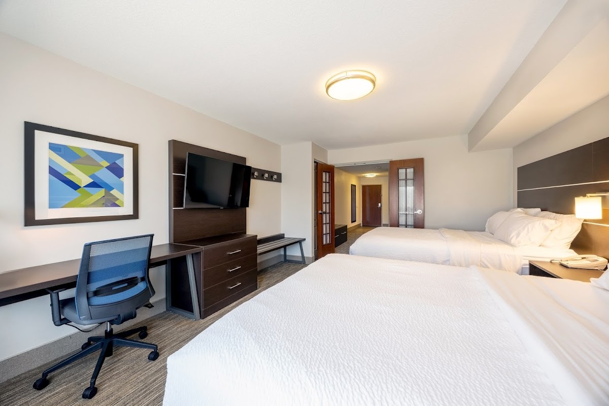 Holiday Inn Express & Suites Winona by IHG photo 3