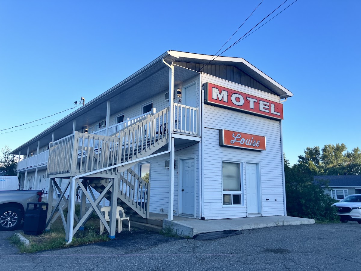 Motel Louise Rec.