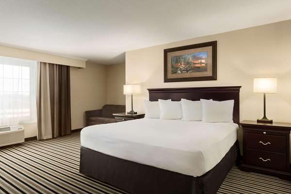 Country Inn & Suites by Radisson, Little Falls, MN photo 3