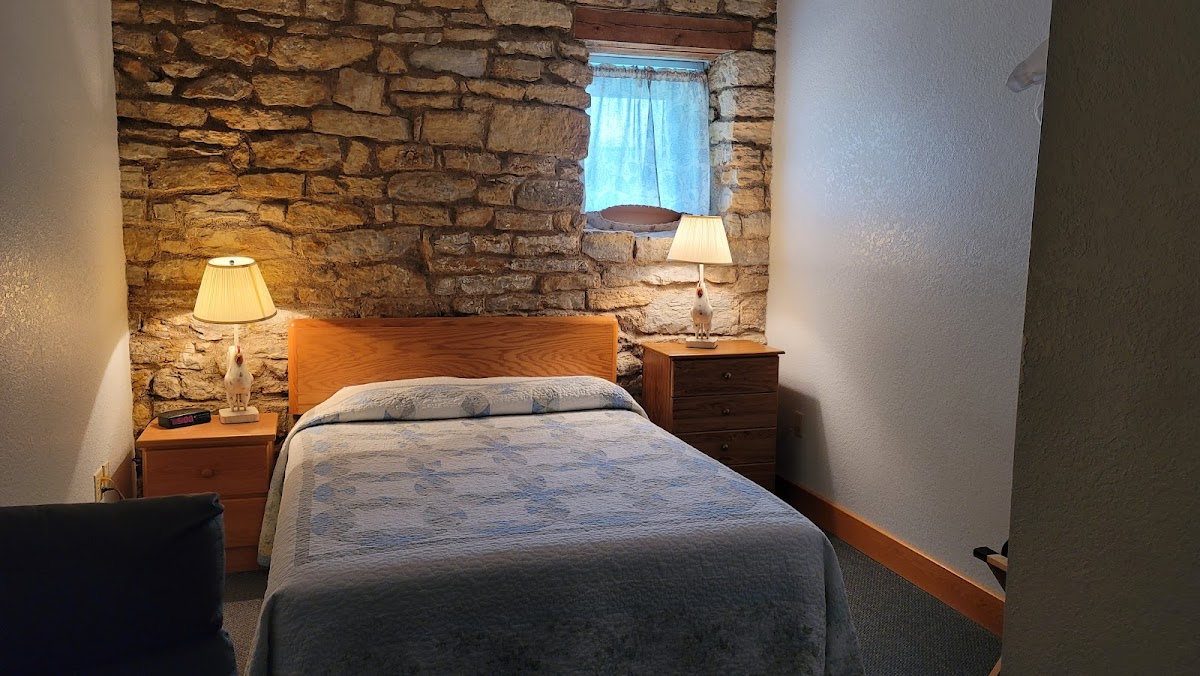 The Landing, a Riverfront Inn photo 2