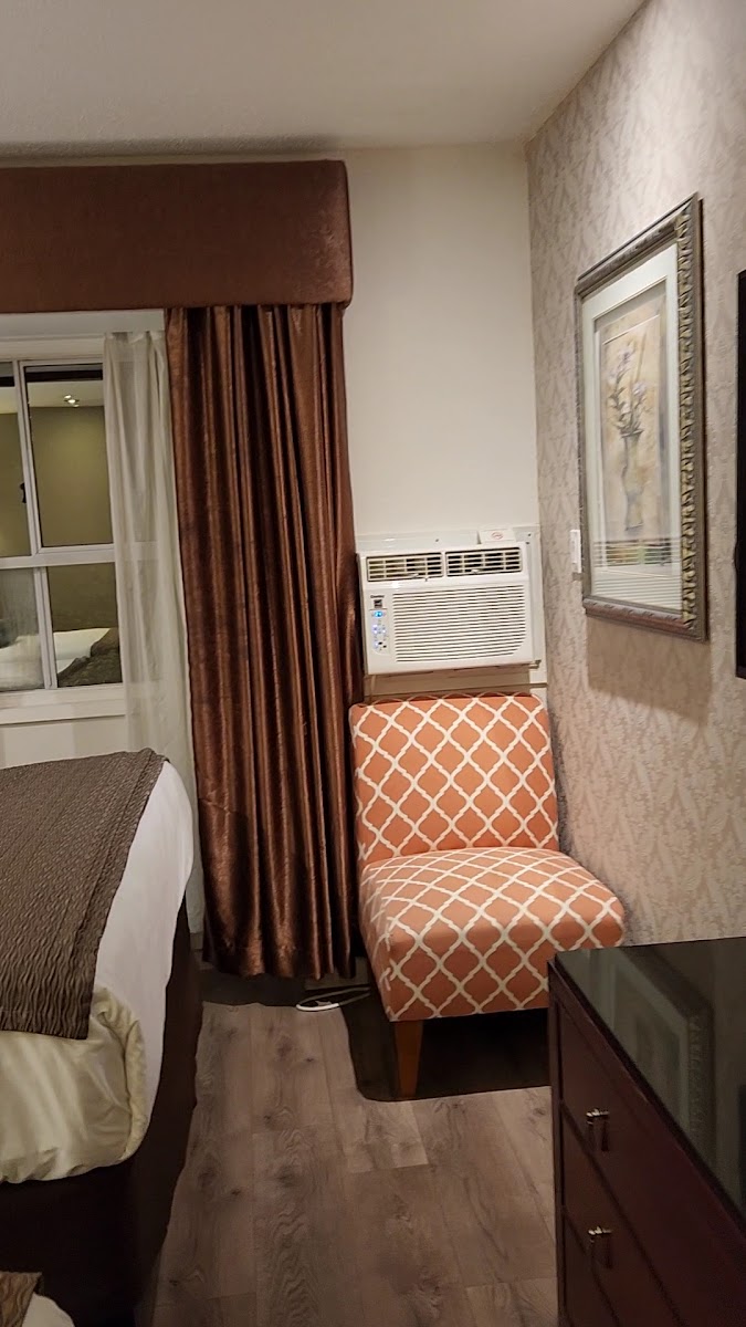 Red Lion Inn & Suites Victoria