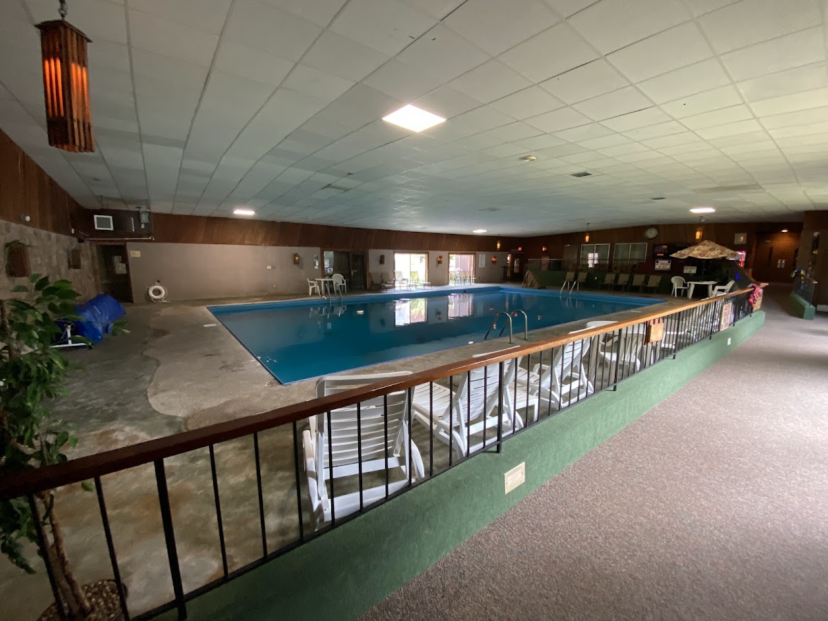 Holiday Acres Resort on Lake Thompson photo 2