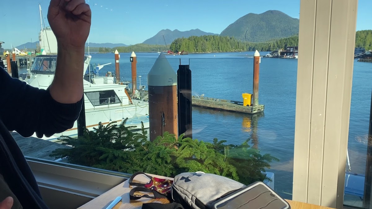 Tofino Resort + Marina photo 2