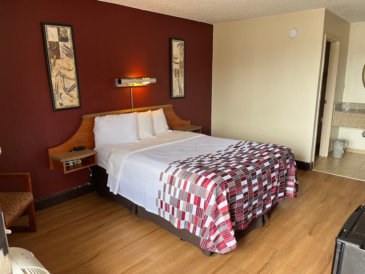 Red Roof Inn Virginia Beach - Norfolk Airport photo 2
