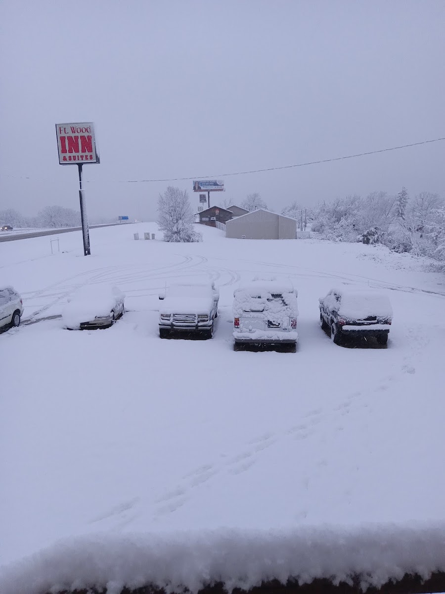 Fort Wood Inn/Suites photo 3