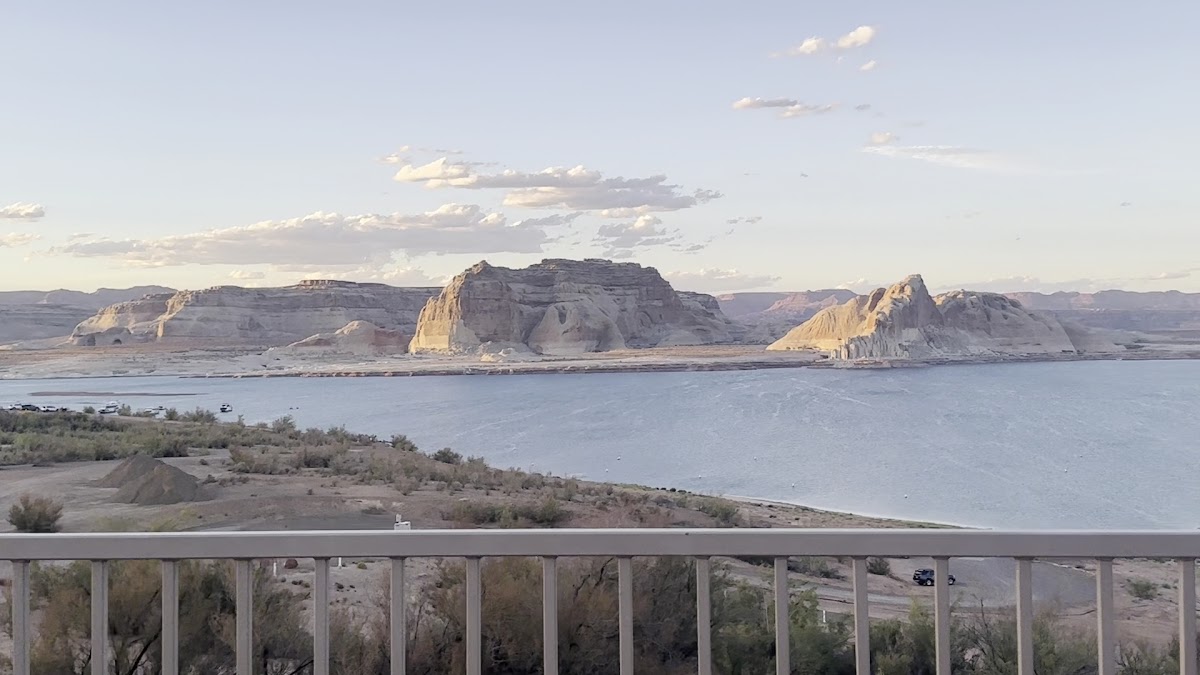 Lake Powell Resort photo 2