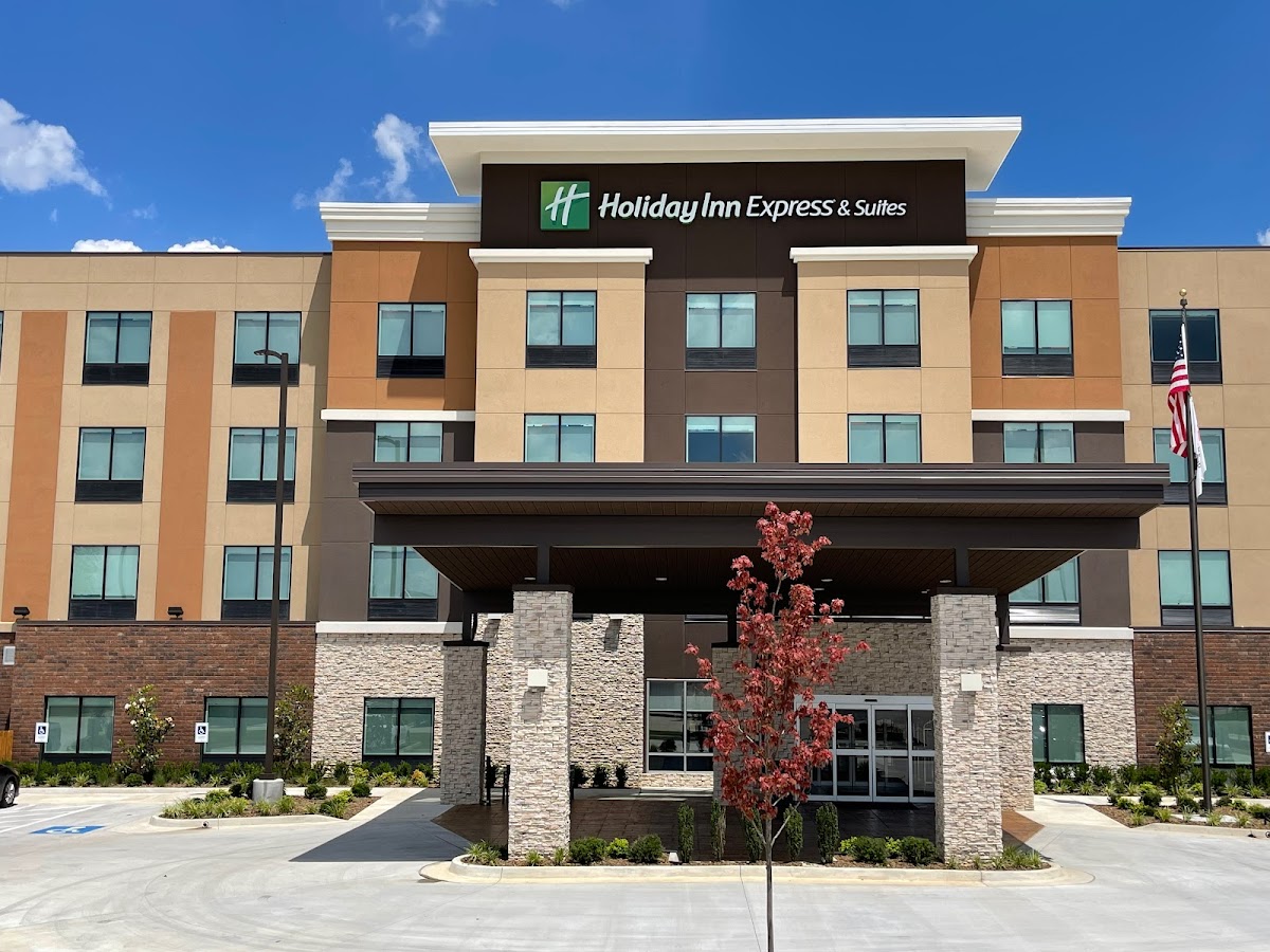 Holiday Inn Express & Suites Ft. Smith - Airport by IHG