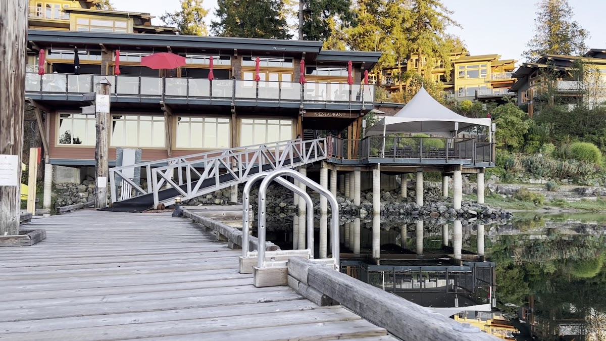 Painted Boat Resort Spa & Marina photo 2