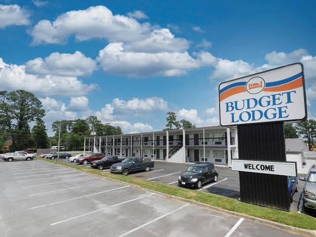 Budget Lodge - Churchland, Chesapeake, VA