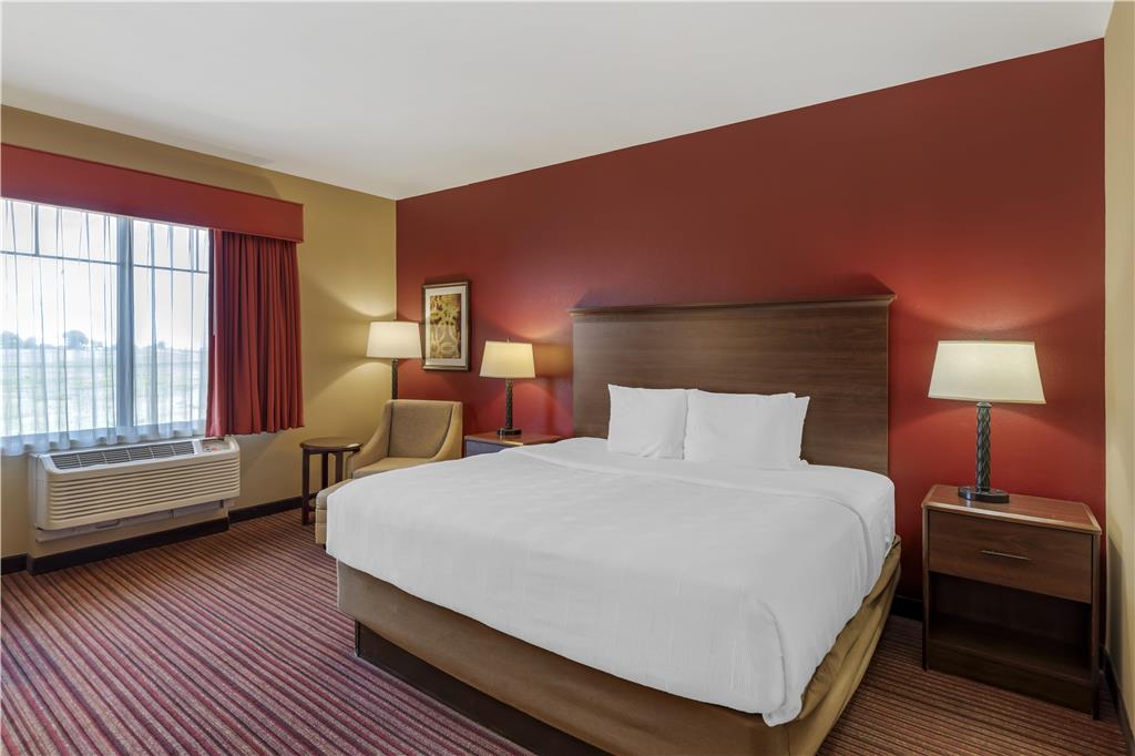 Best Western Plus Hudson Hotel & Suites photo 3