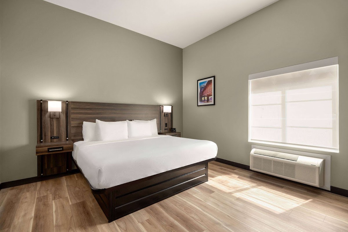 La Quinta Inn & Suites by Wyndham Gonzales LA photo 2